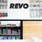 Entrevista a Diego Castineiras, encargado de Revo, tienda de videojuegos