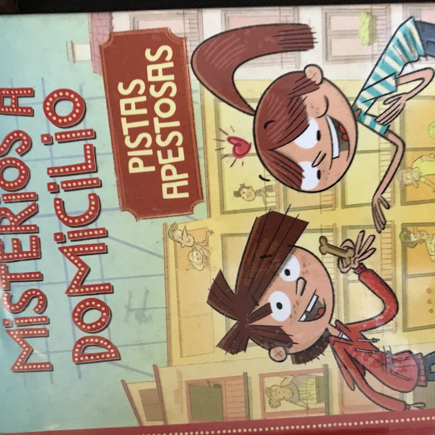 Misterios a domicilio. Pistas apestosas. Parte 3
