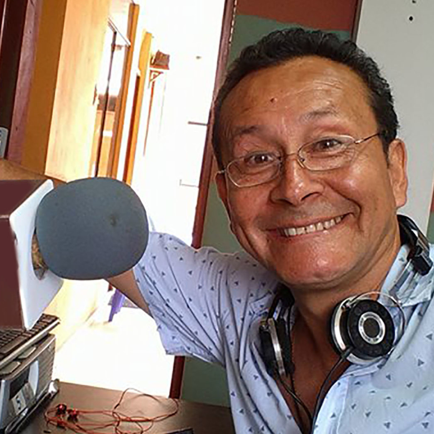 Échale Salsita con Reiz Roberuto \