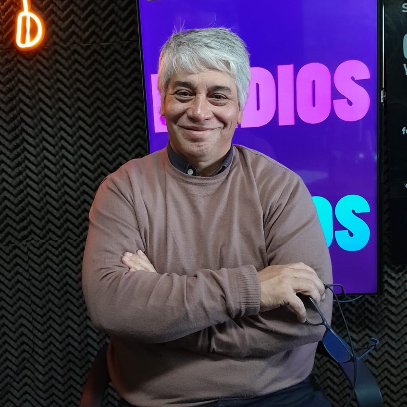 El Colectivo | Juan Sánchez | 06-11-2025 episode artwork
