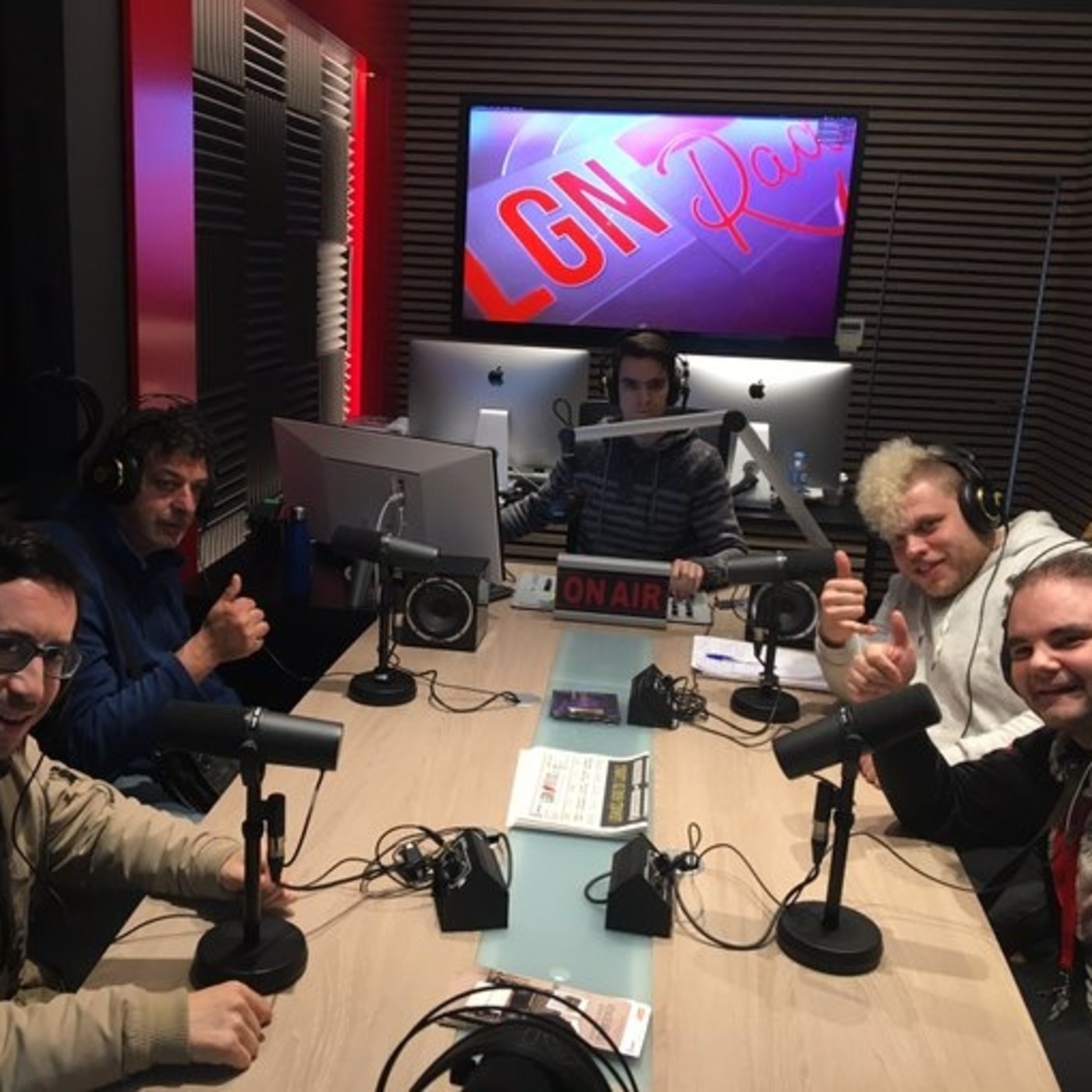 Con voz propia