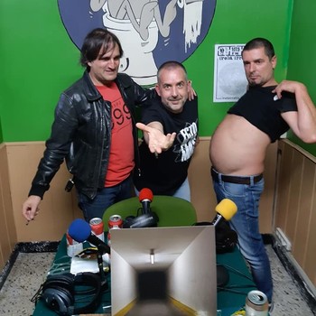 embed image