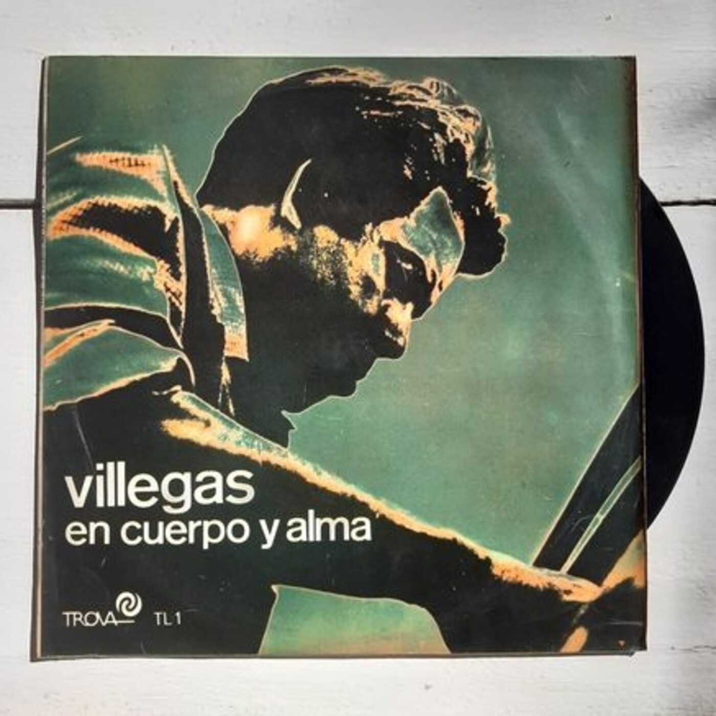 Los discos se escuchan enteros