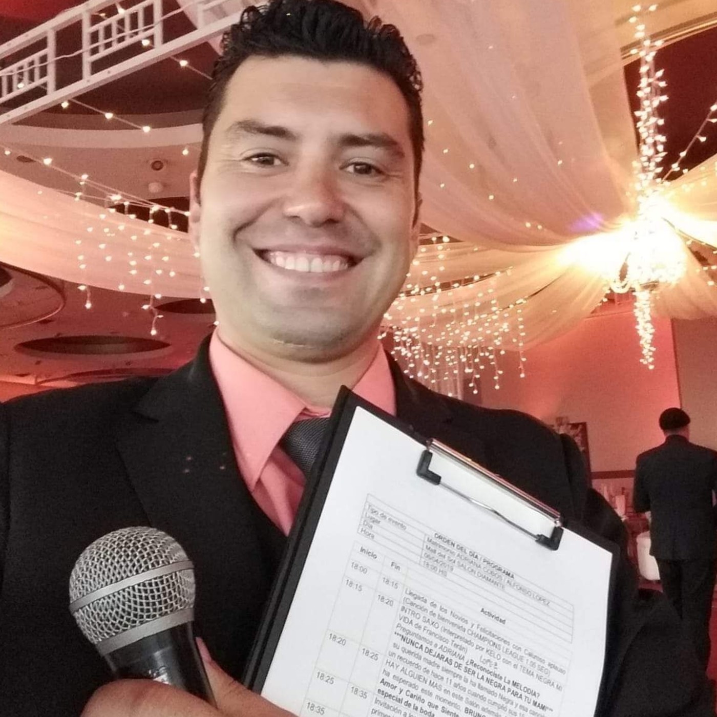 Cada uno con su Tema