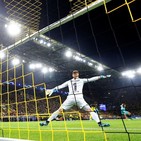 02x09 Yaya Stegen