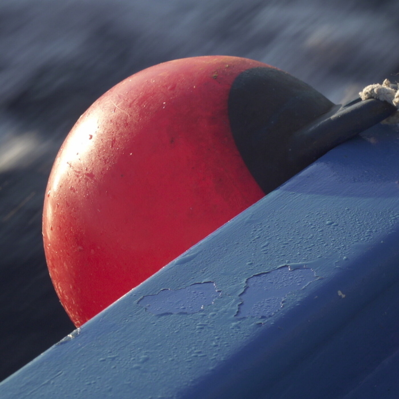 Al otro lado del espejo - Materia reservada