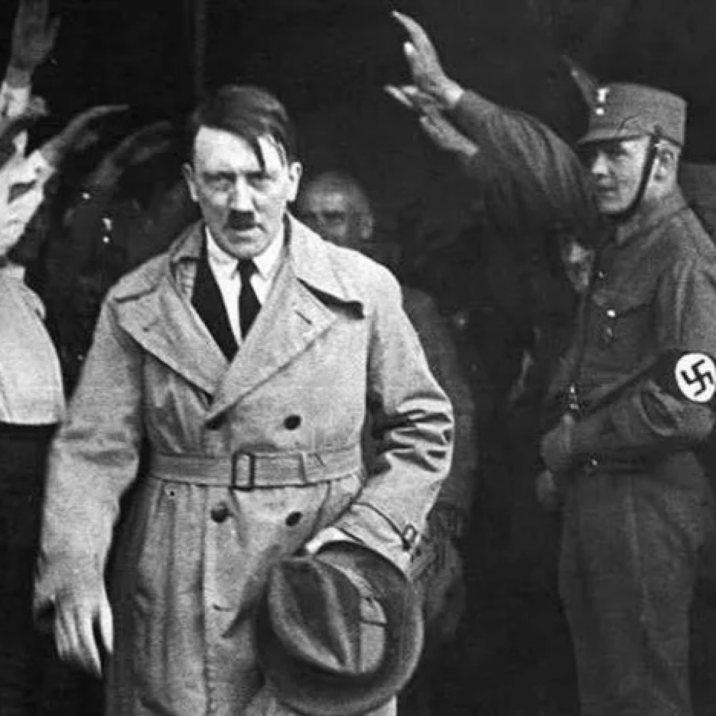 La Vida con Hitler: 1- Nuestra Ultima Esperanza #historia #documenmtal #IIGM #podcast - podcast episode cover