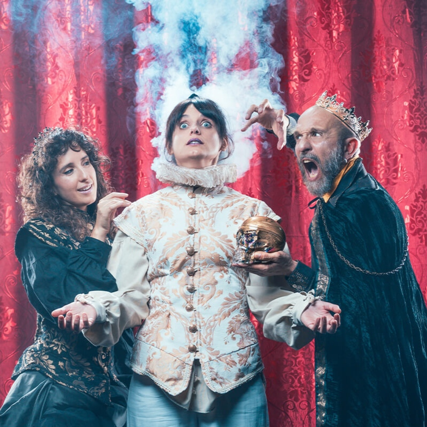 Entrevista a l'equip de La nit dels móns, de Cia La Salamandra, Teatre Tantarantana