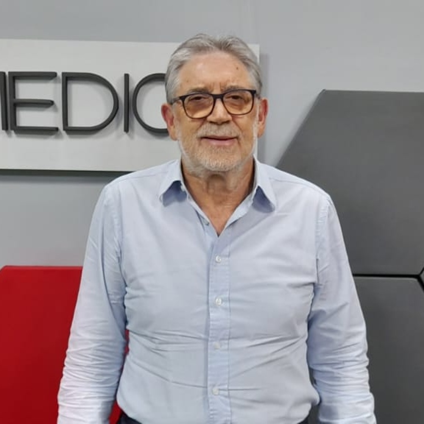 UN ZOOM SOBRE LA ECONOMIA con Enrique Szewach 14-4-2026