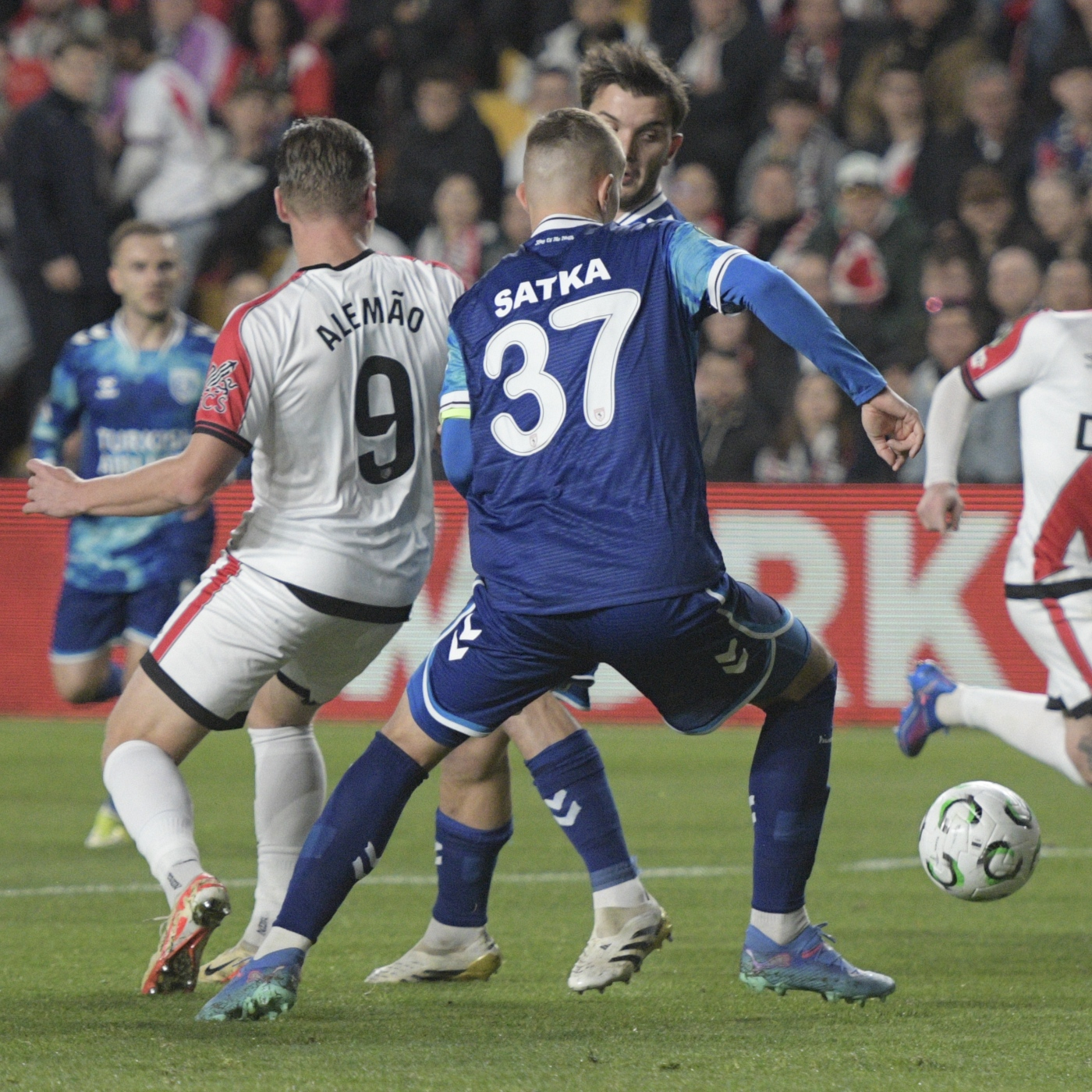 ECDF 9×27. ¡El Rayo está en cuartos de Conference!