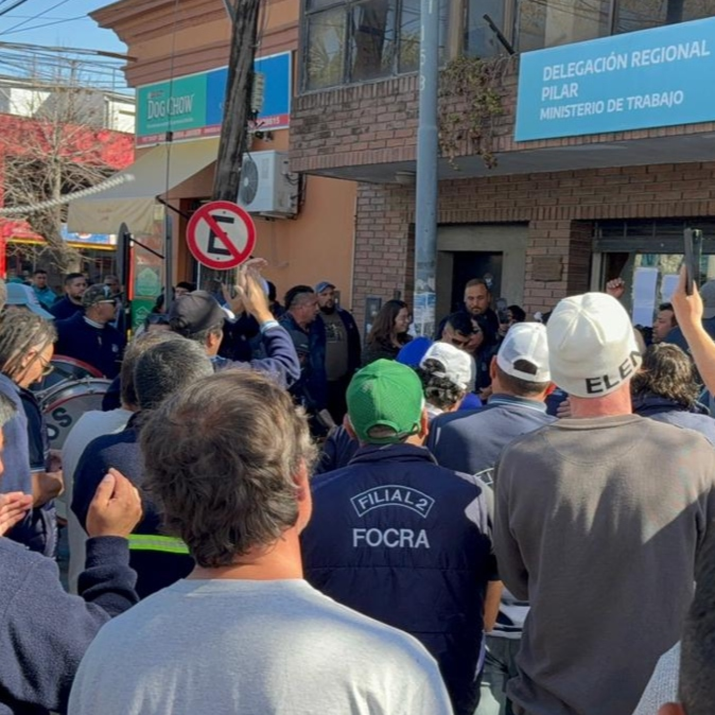 Radio Pilar - FM 105.9