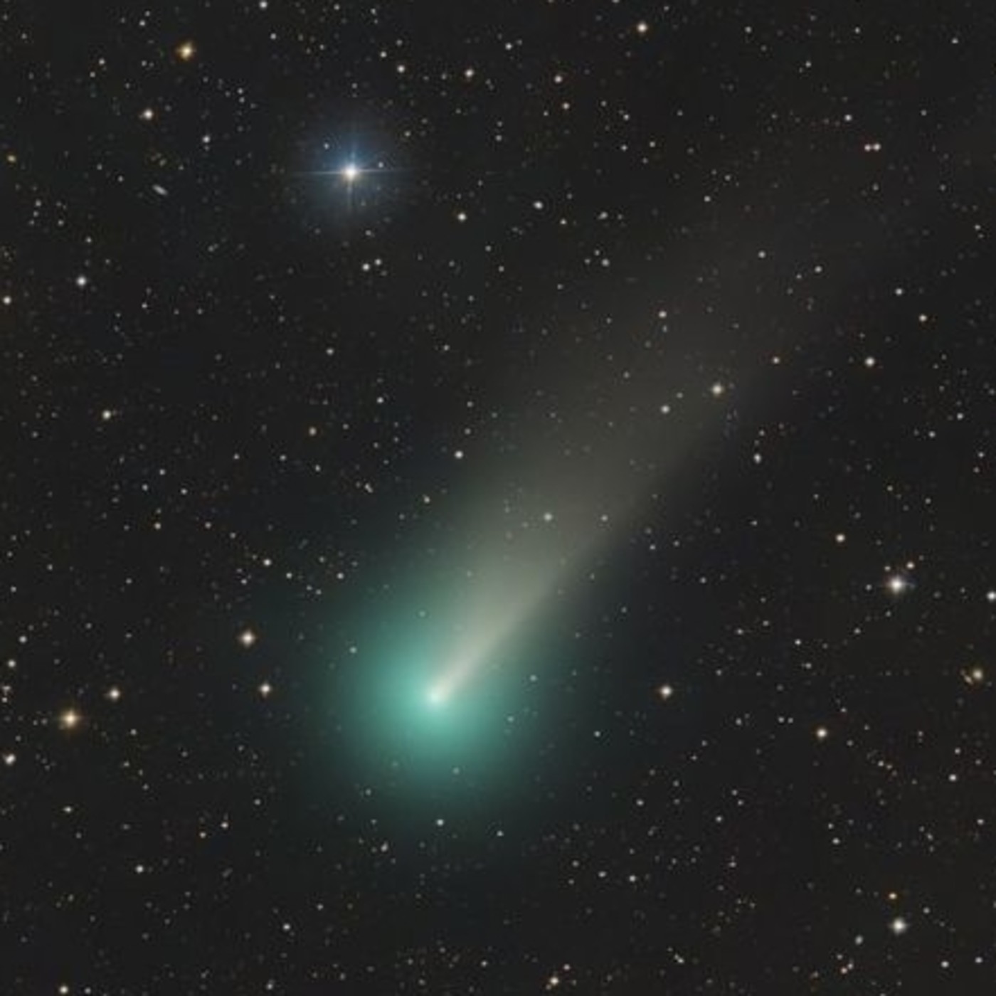 316 - Universo Actualidad: El Cometa de estas Navidades, una cuasi luna hija de la Luna y respuestas a comentarios - Episodio exclusivo para mecenas