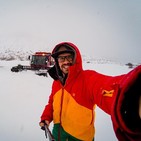 Viure eternament a l'hivern. El ripollès Guillem Sadurní fa 5 anys que trepitja la neu tot l'any