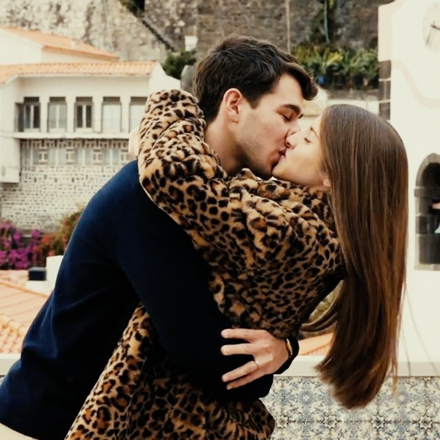 Poema Tus Besos + Cover Baila Conmigo