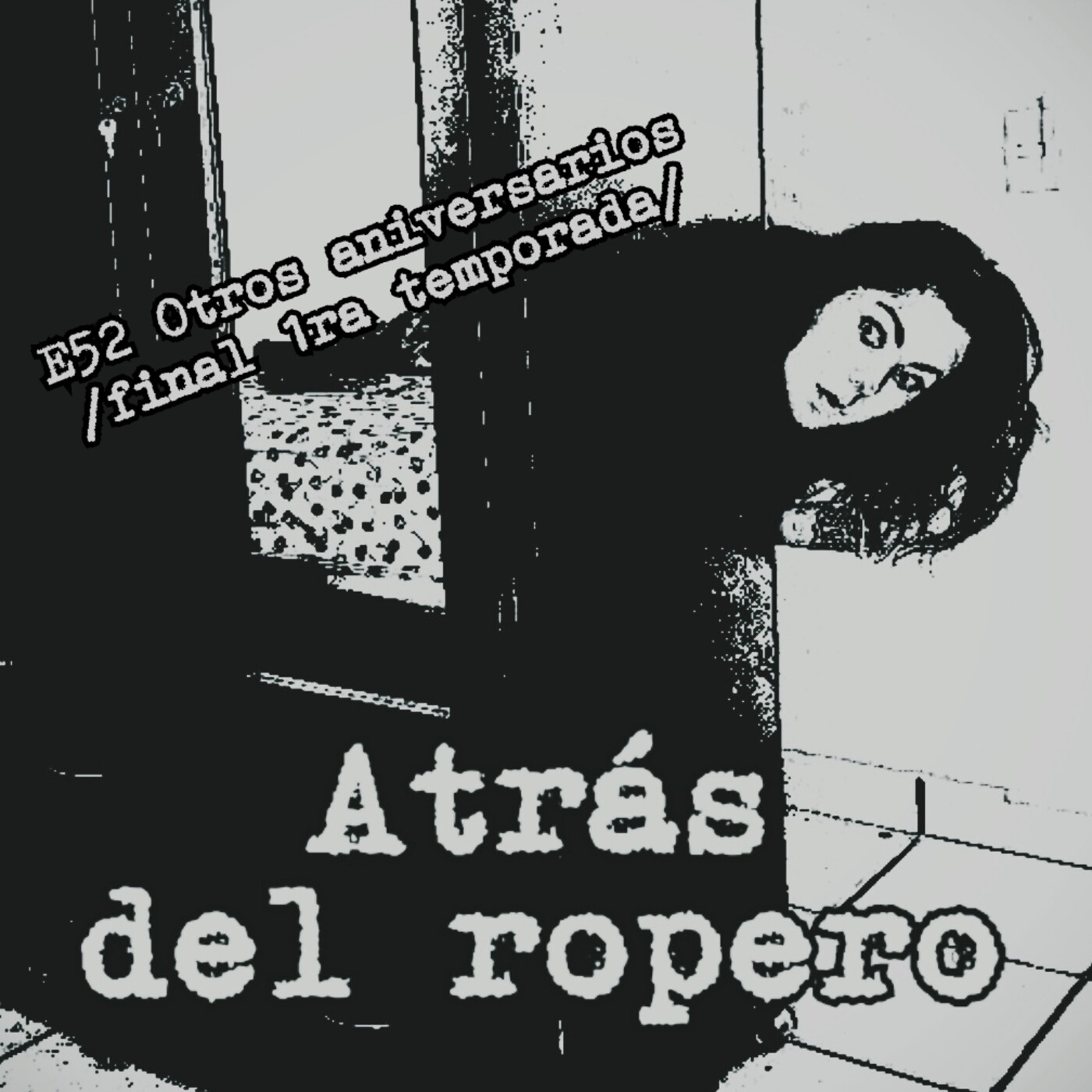 Atrás del ropero