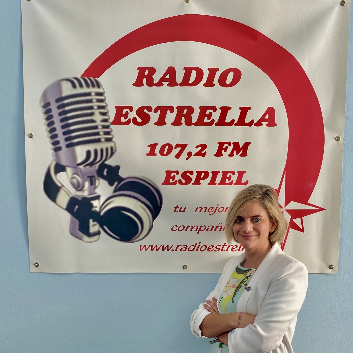 Radio Estrella 107.2 FM)