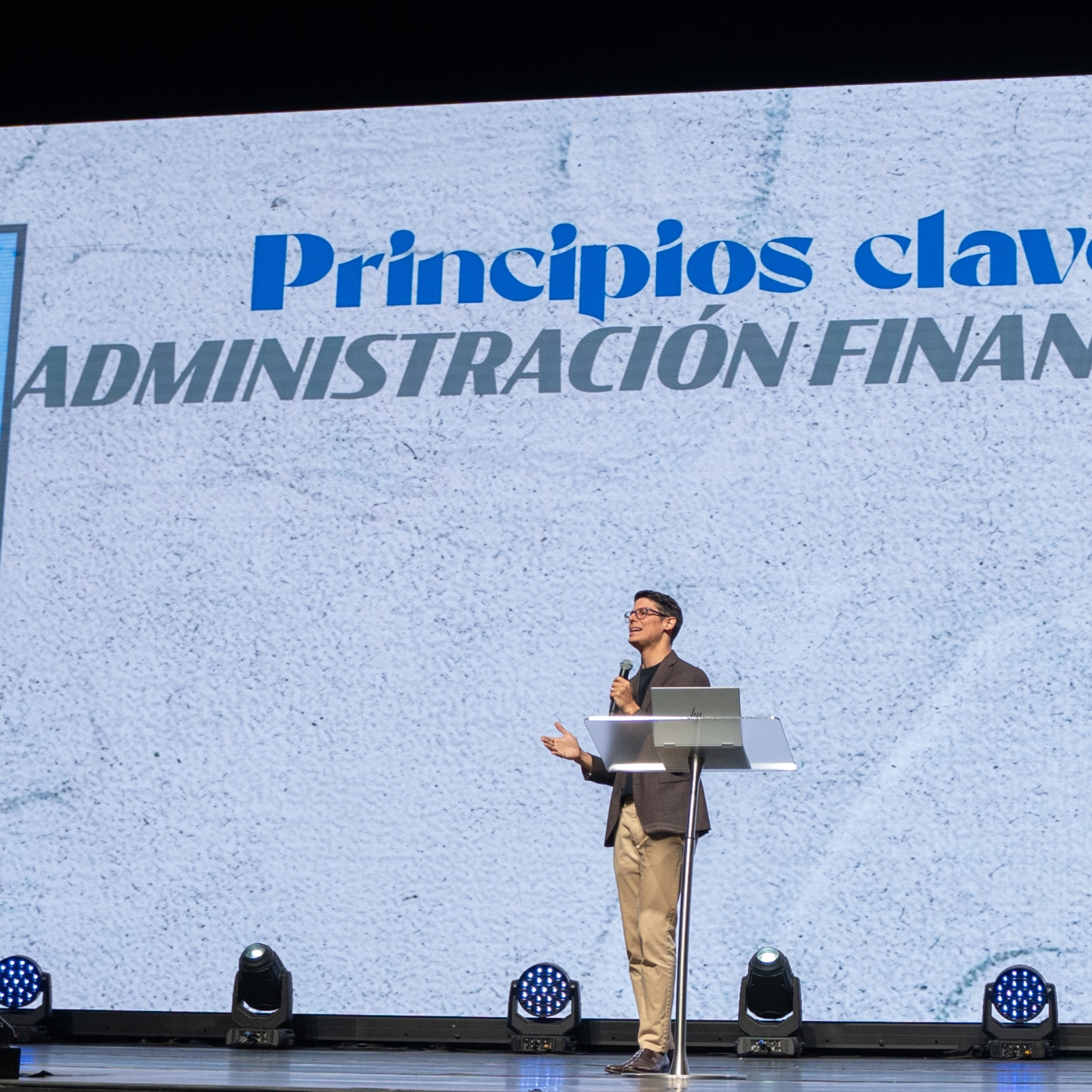 Pr. Joshua Abreu | Principios de la Administración Financiera Bíblica | 01-09-2024 episode artwork