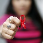 MUJERES POSITIVAS - MujeresVIHvas: Musas y violencia