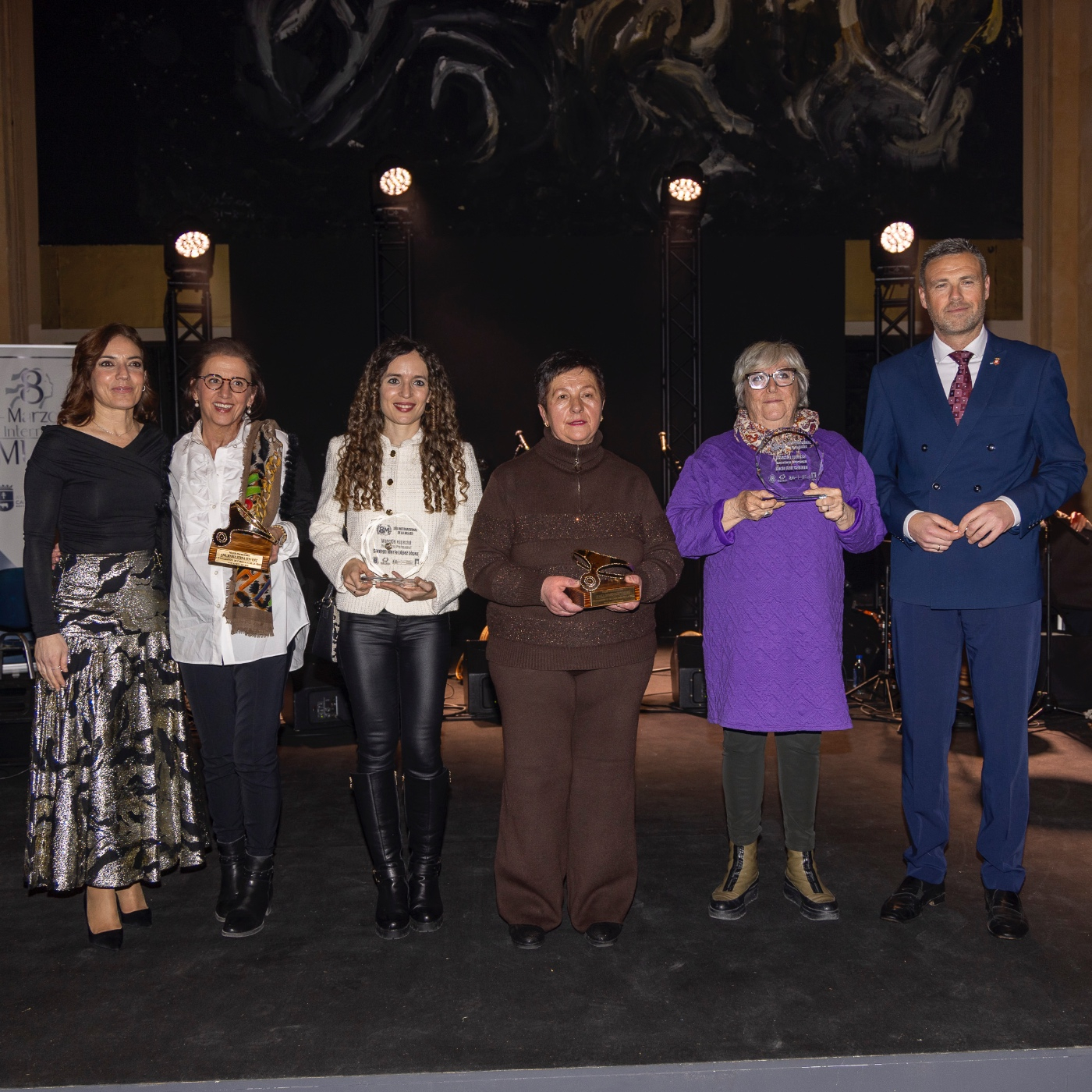 CARAVACA RADIO- Galardonadas por el Día de la Mujer episode artwork