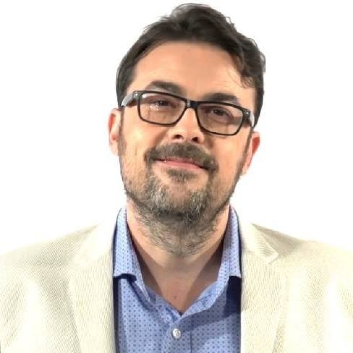 Diego Corbalán @diegoacorbalan (Periodista especializado en Análisis Digital) Campo Minado @BalaguerAdriana