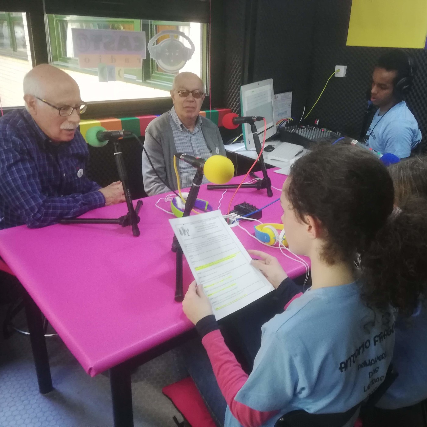 CAST@RADIO 18-19