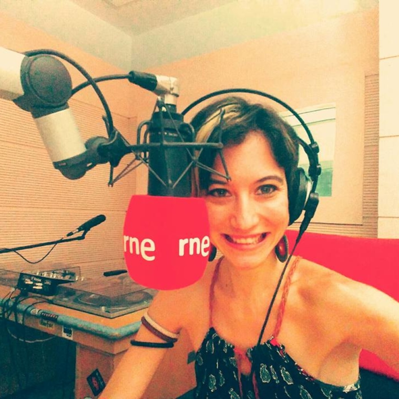 Audios Corporativos y Personalizados