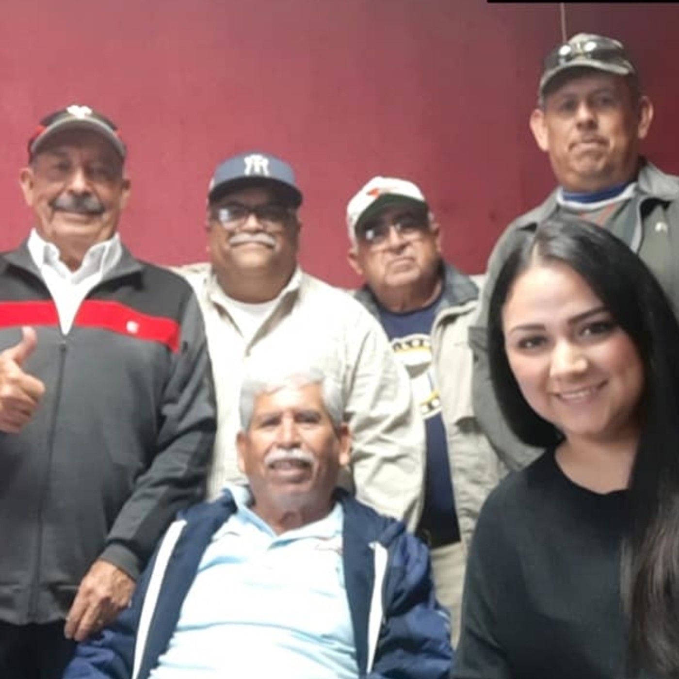 RADIO CON GRIS PEREZ