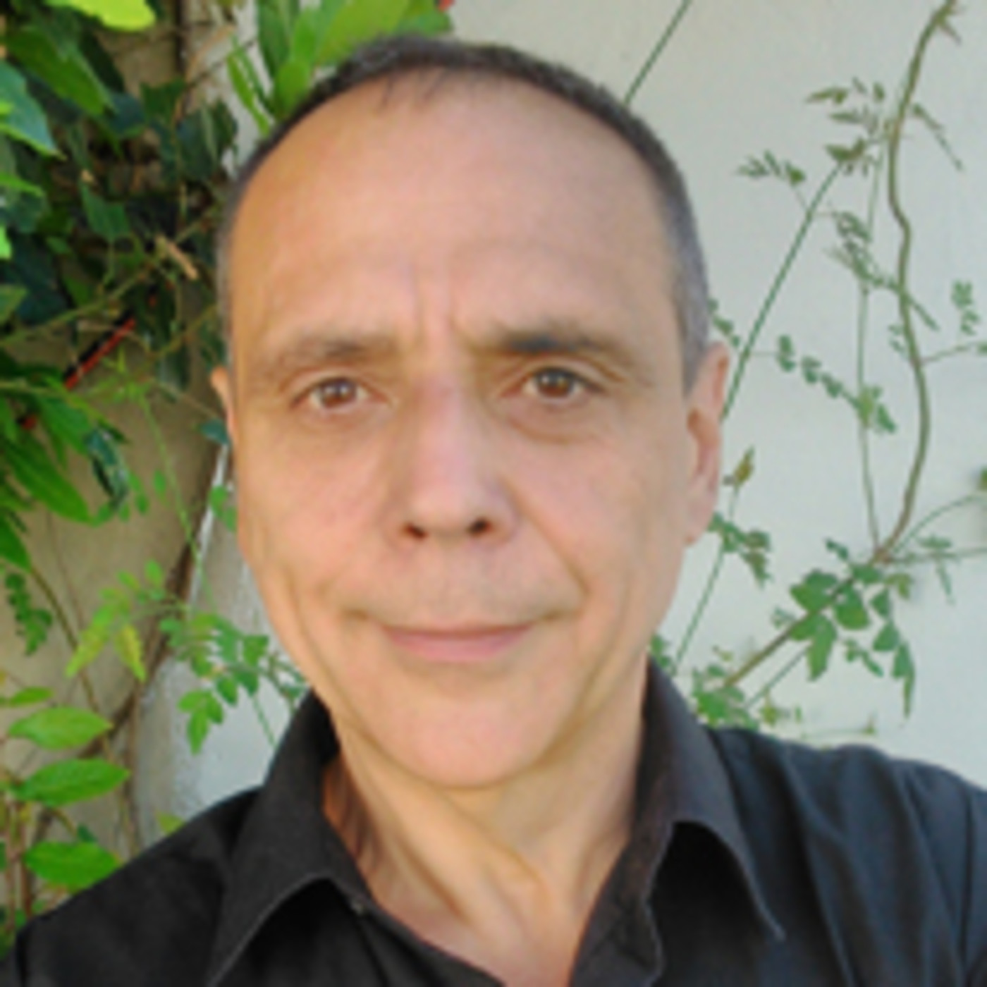 Rafael Courtoisie en voces femeninas