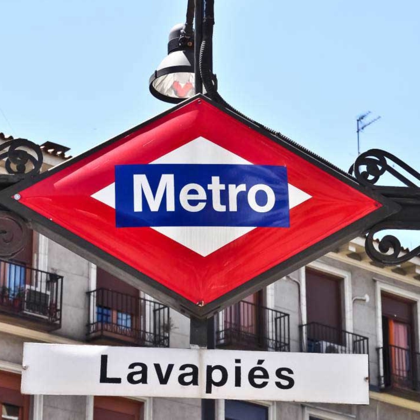 100Fuegos x 85: Lavapiés. Okupas & cigarreras episode artwork