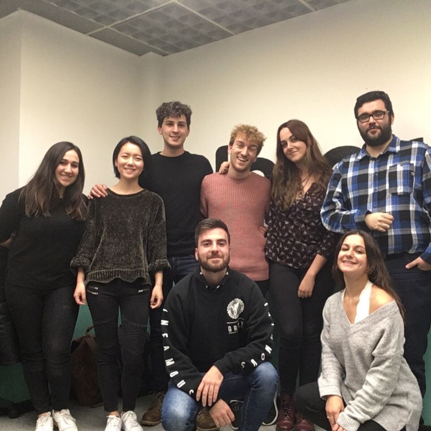 MALVIVO EN LA MADRUGADA