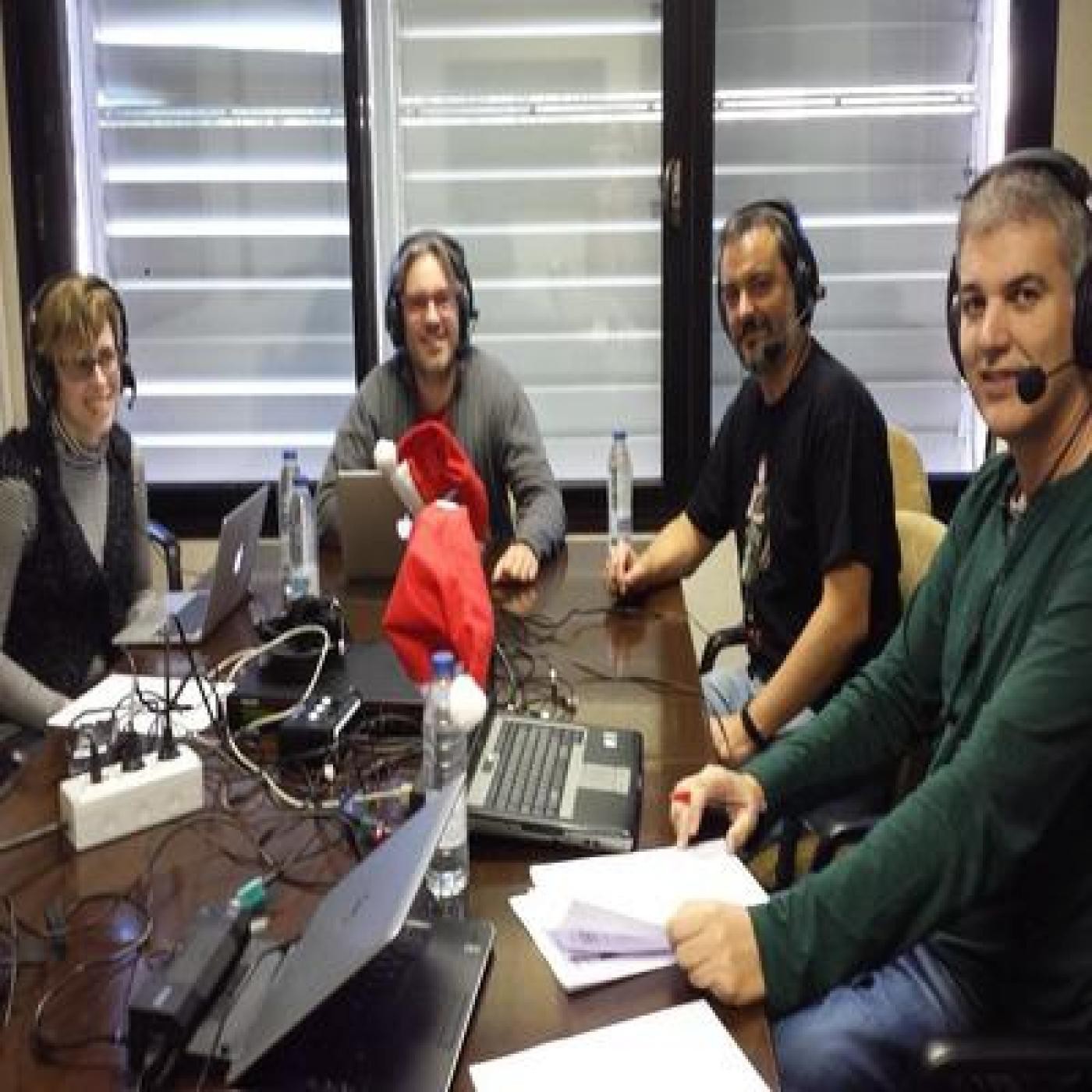 Ep37: Navidad: Historia y Astronomía; El Intrigante Planeta Wolf 1061b; Vivir en un Agujero Negro; Supernova Recurrente