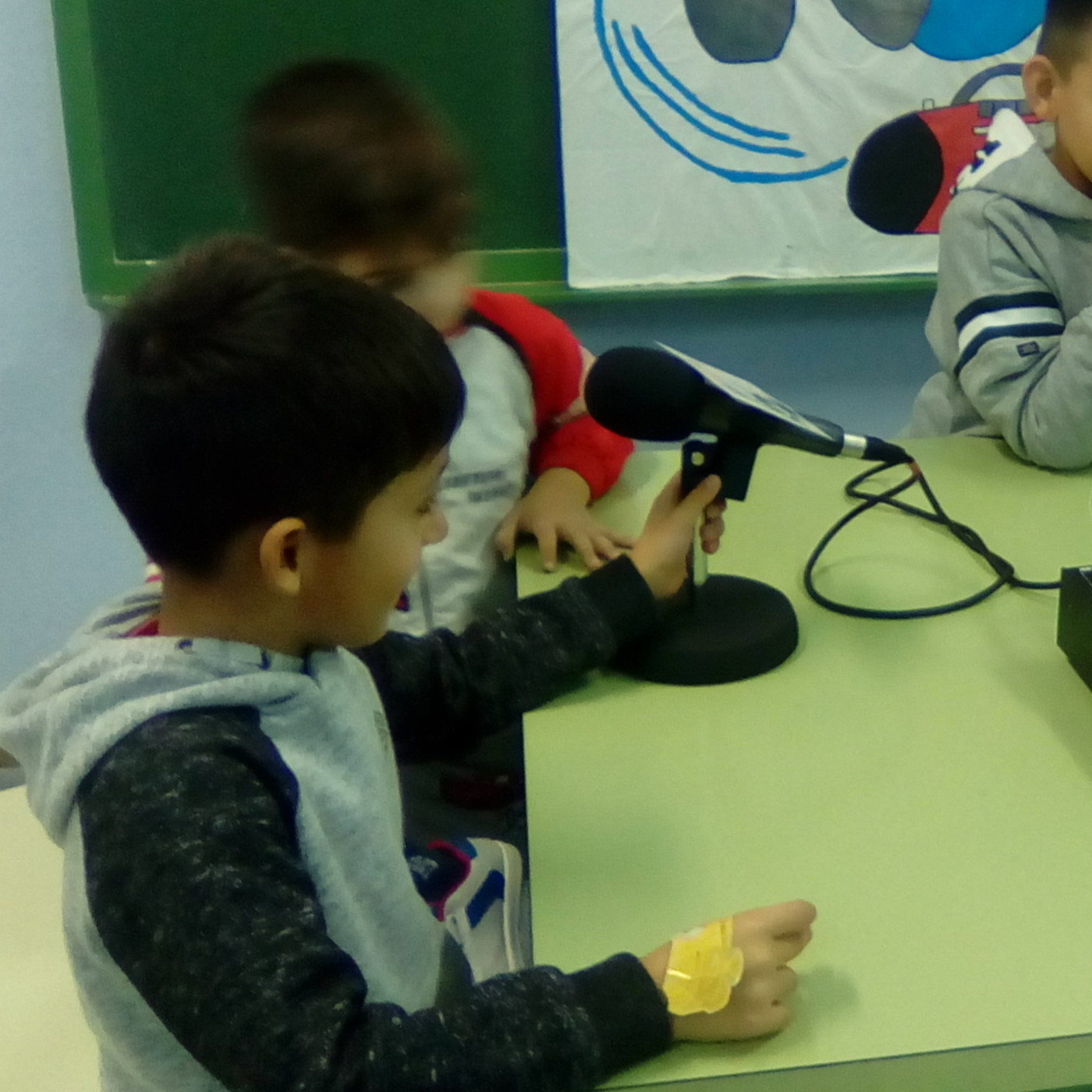 JzRADIO (PROYECTO DE RADIO ESCOLAR