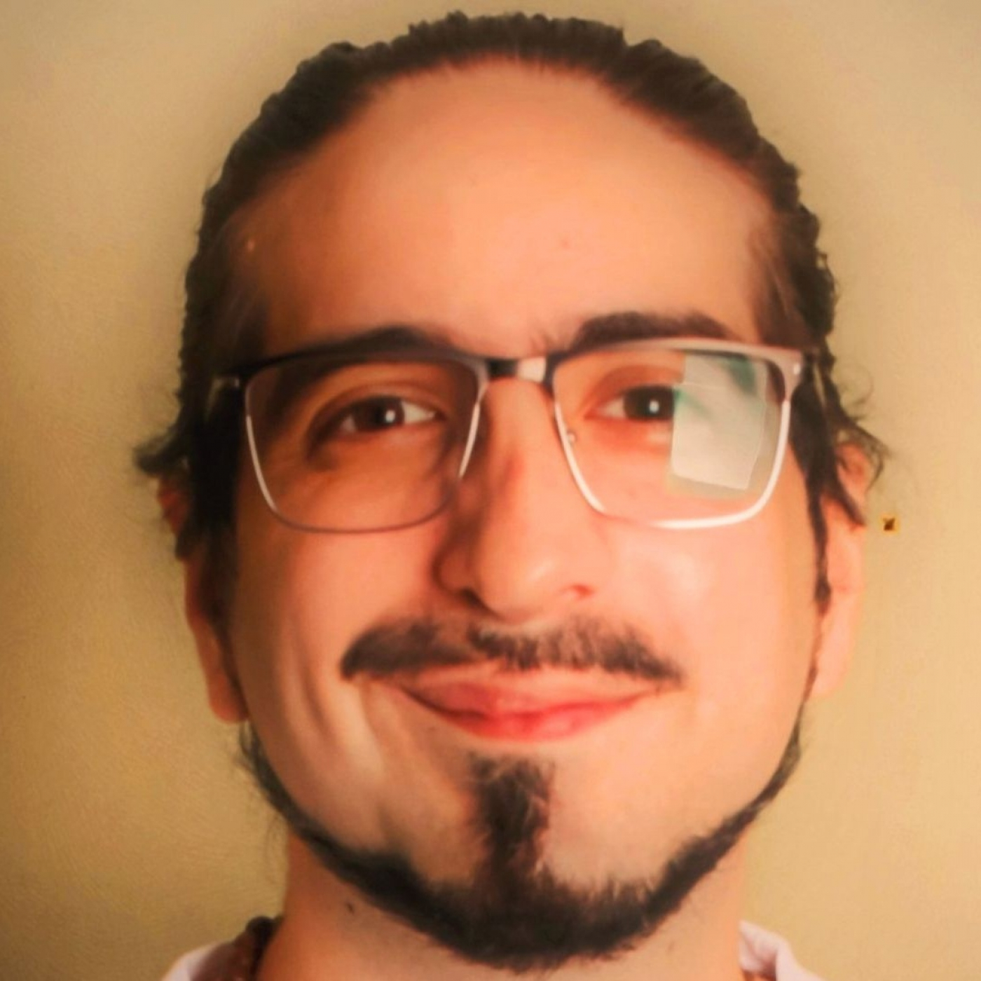 Lisandro Bregant. Consultor de storytelling y narrativas públicas @guillerizzo 14-3-2023
