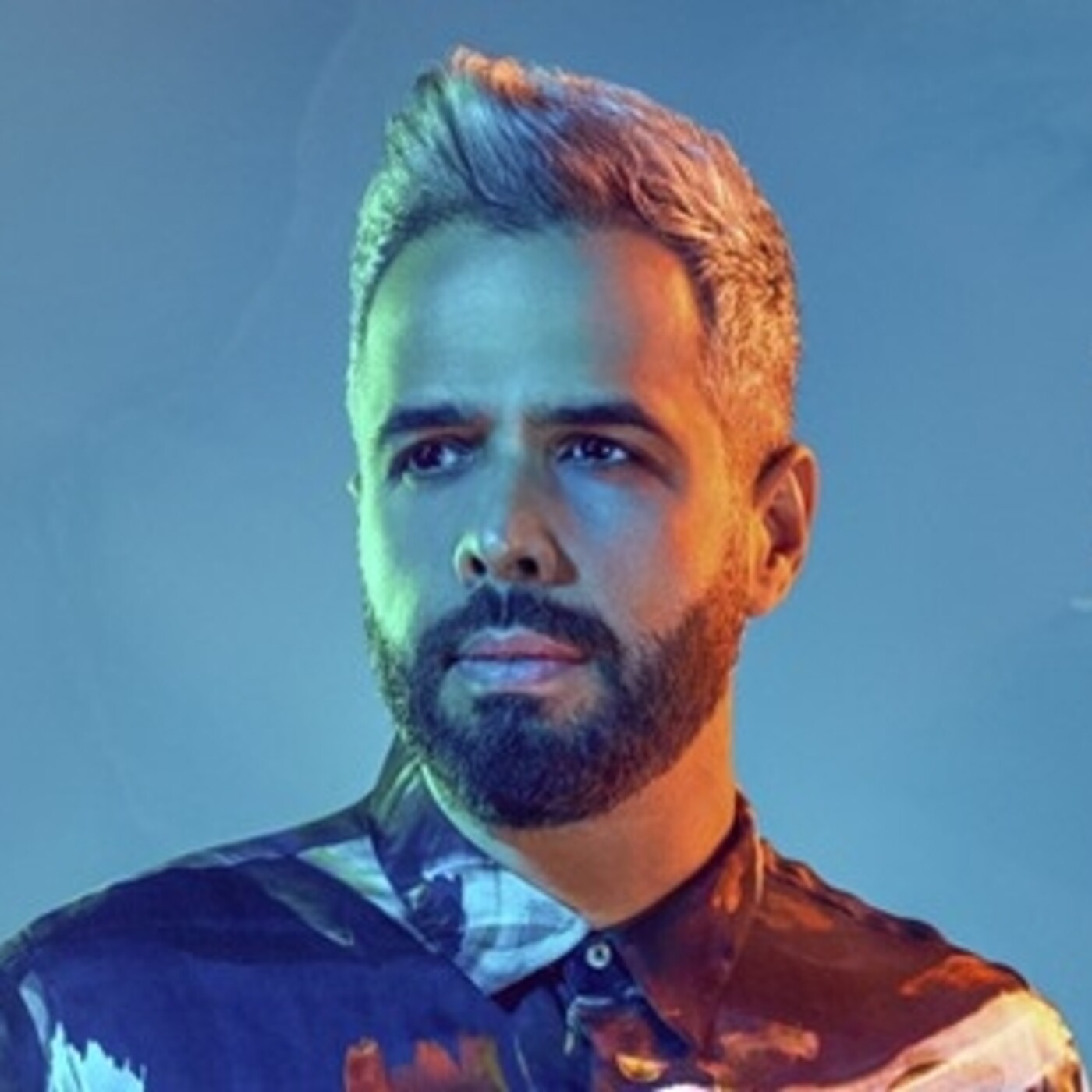 CONTIGO: ENTREVISTAS, ARTISTAS, EMPRENDEDORES Y MU
