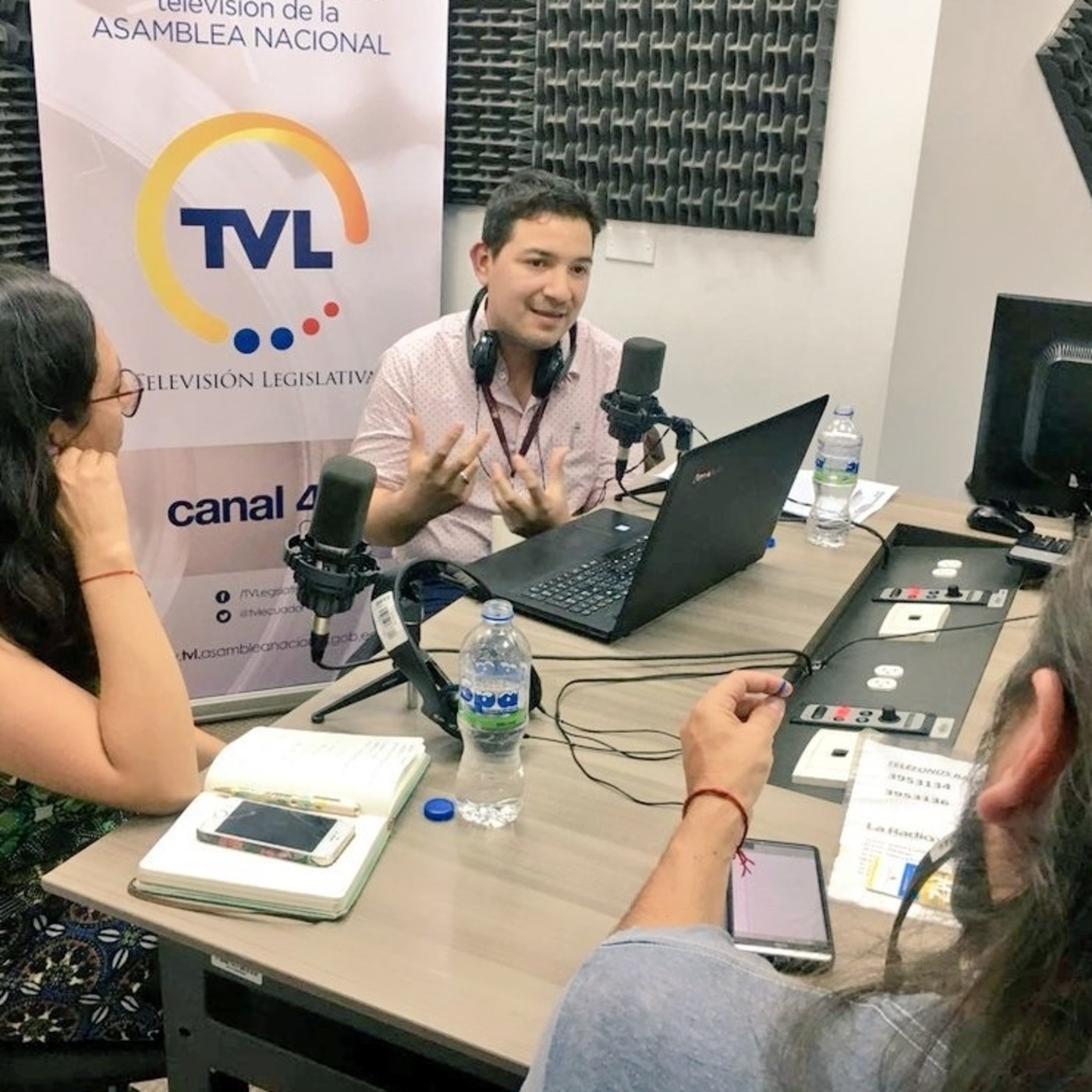 Frecuencia Política