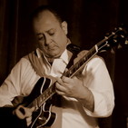 Follow me 87.6 fm nº 146 special Roberto Tola