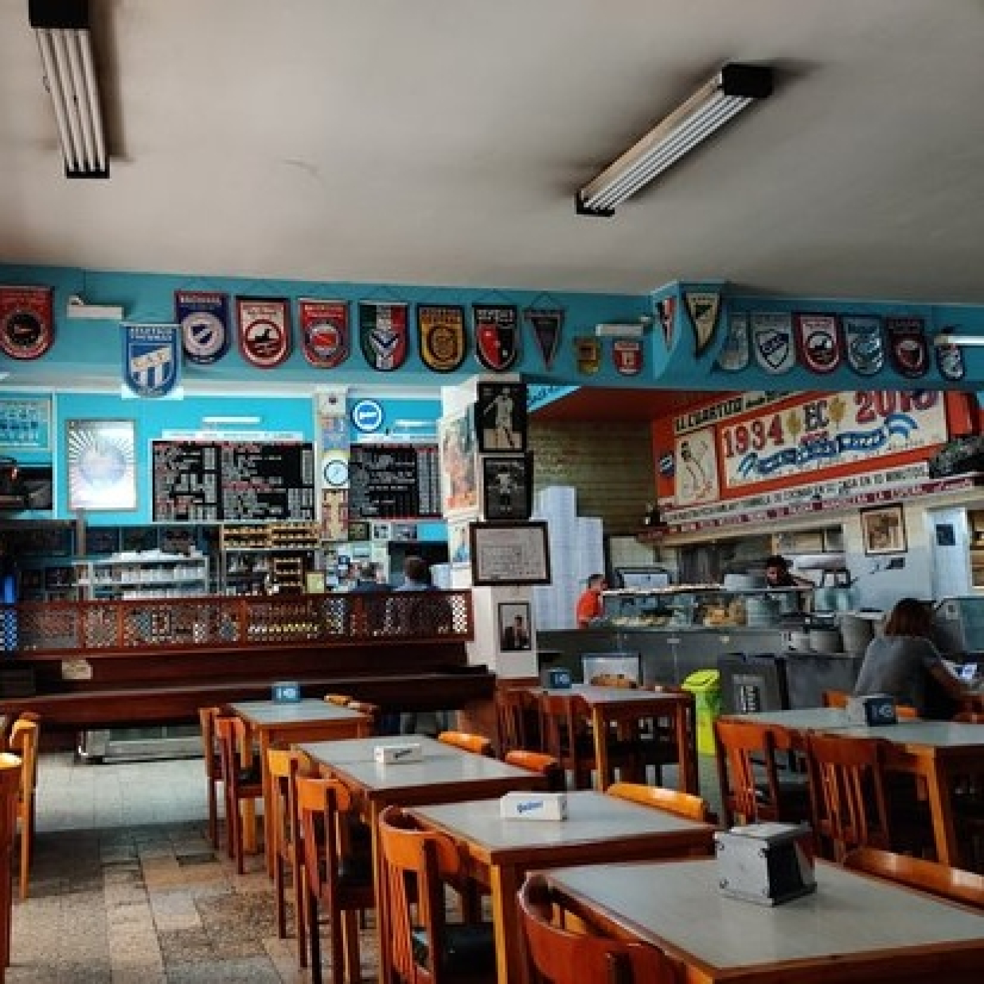 Juan González (Encargado de la Pizzeria El Cuartito) La Barra de Macu @MazzucaMacu