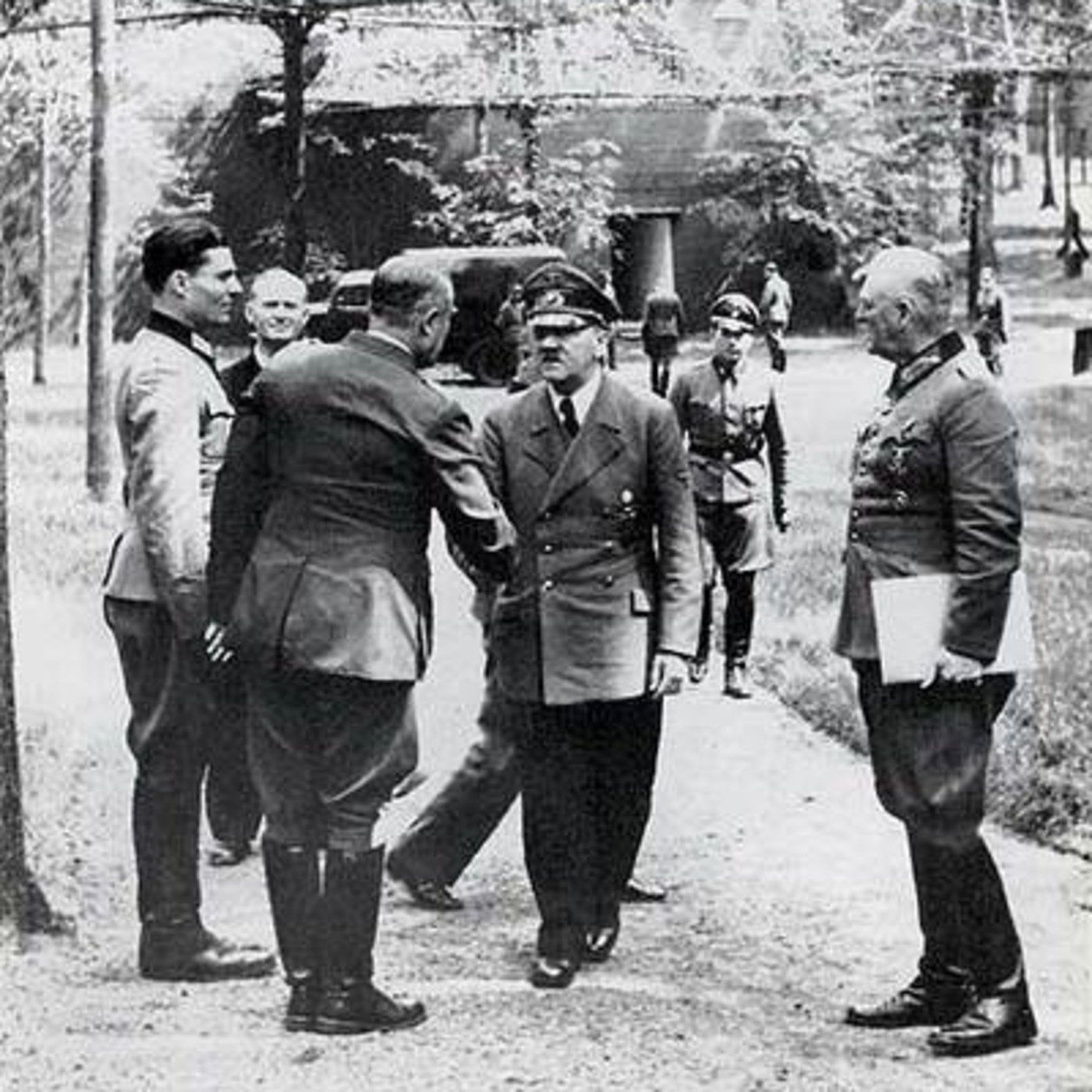 La Guarida del Lobo #SegundaGuerraMundial #historia #documental #nazismo #hitler episode artwork