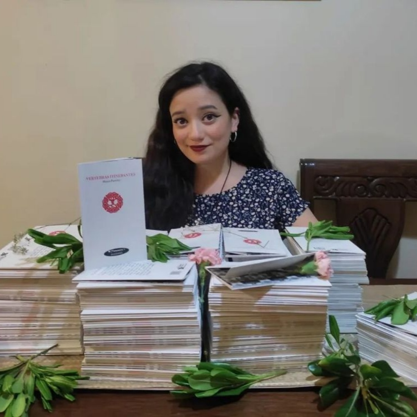 "Vértebras itinerantes": Entrevista con Mayra Paredes episode artwork