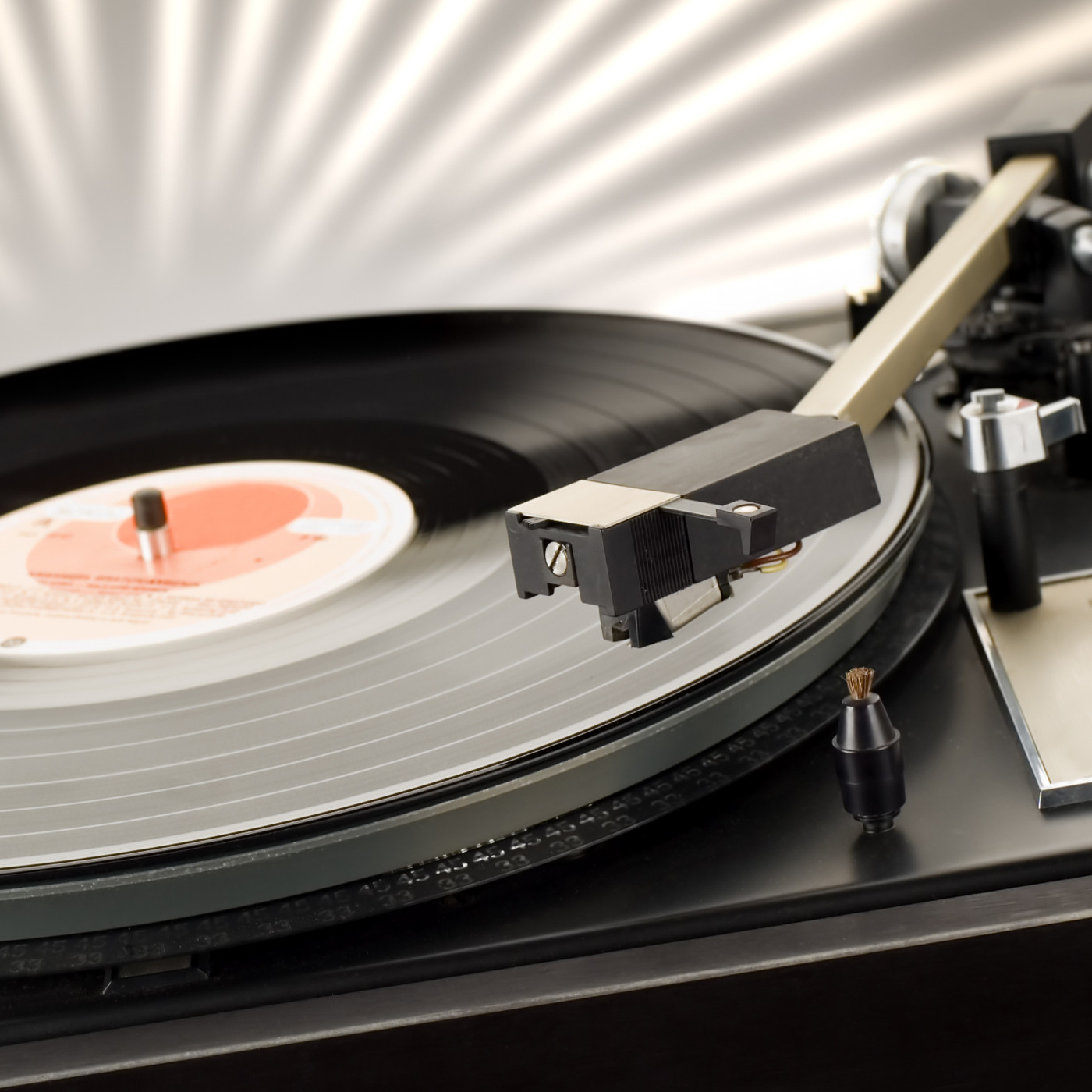 Carlos del Riego Gordón . LA ERA DEL VINILO.