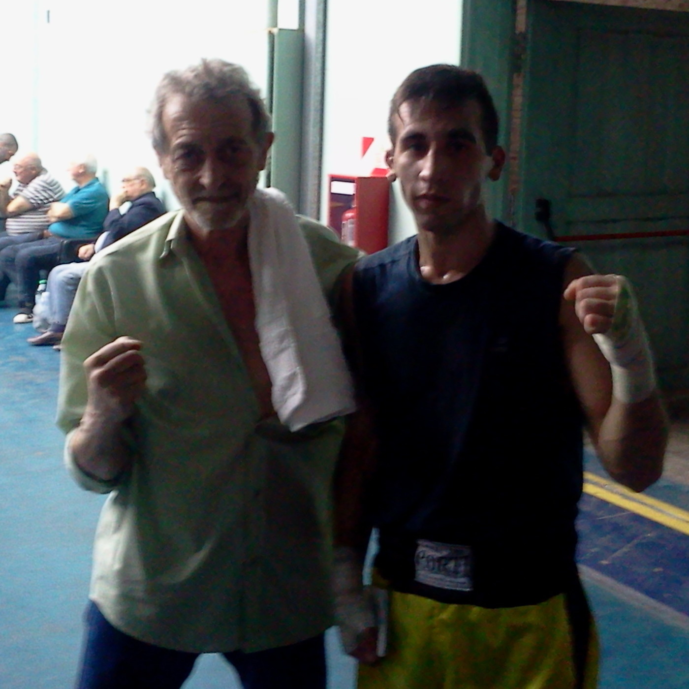Campeones en el Ring - Oficial