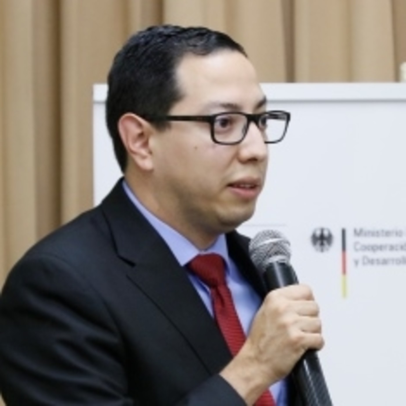 Discursos y presentaciones