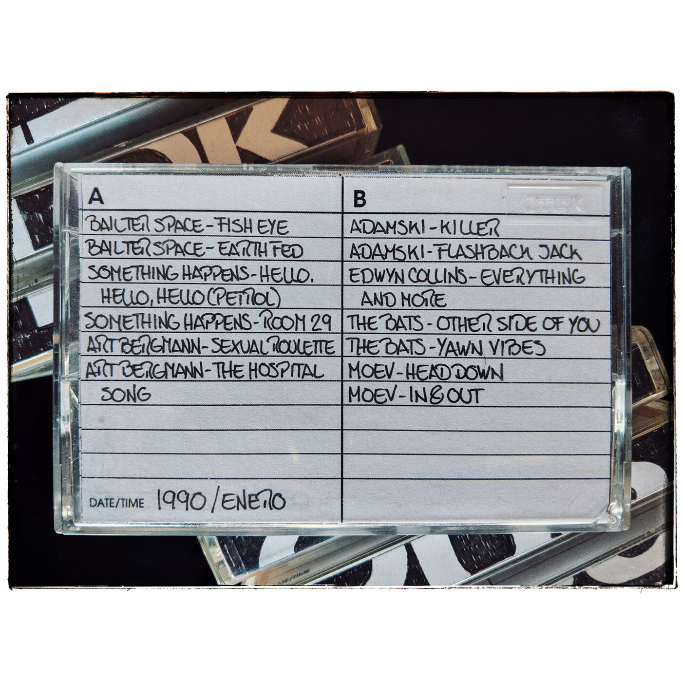 TDK 90s - S01E04 - Enero 1990 (Edwyn Collins - The Bats - Art Bergmann) episode artwork