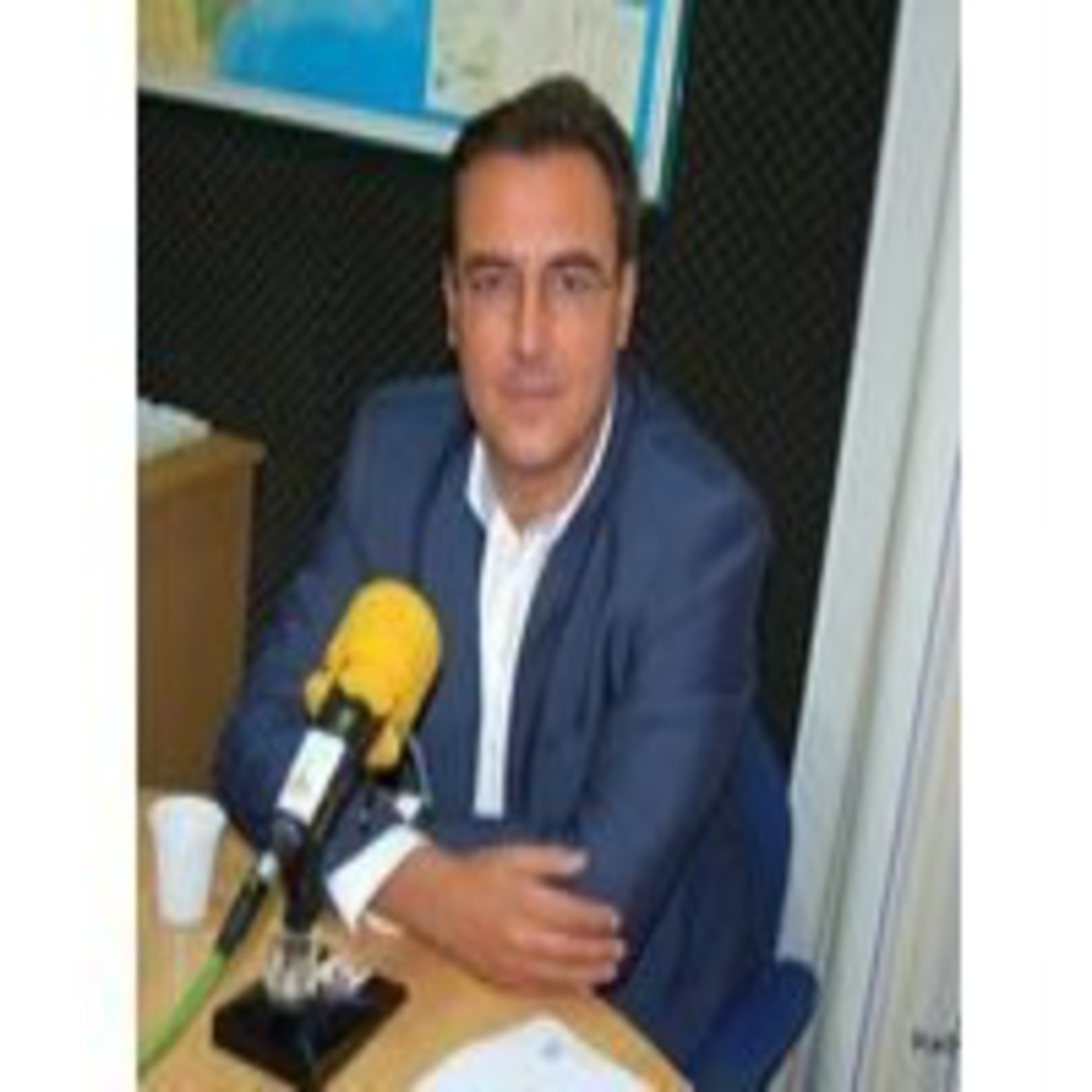 'La Pecera' , entrevista a Manuel Gutierrez, concejal de Hacienda y personal en Vélez Málaga (07/11/2012) episode artwork