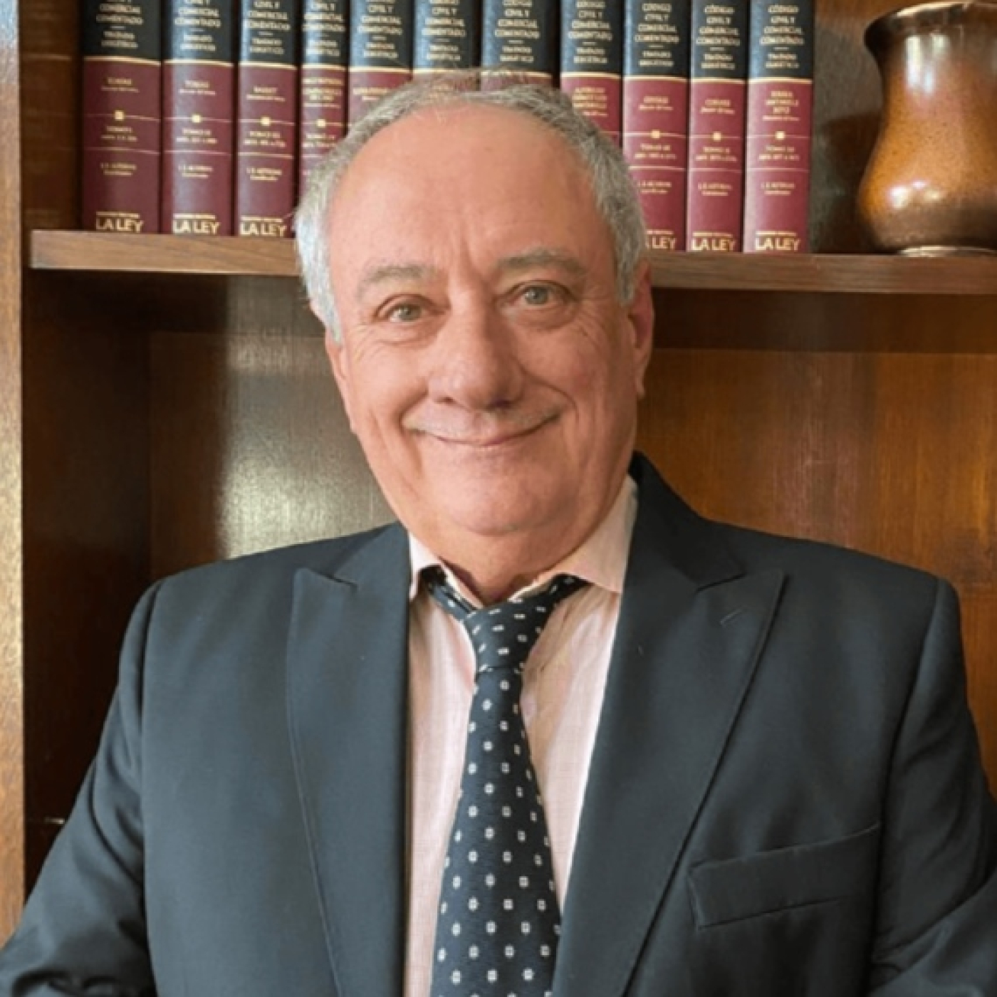 Estudio 2 - FM 105.9