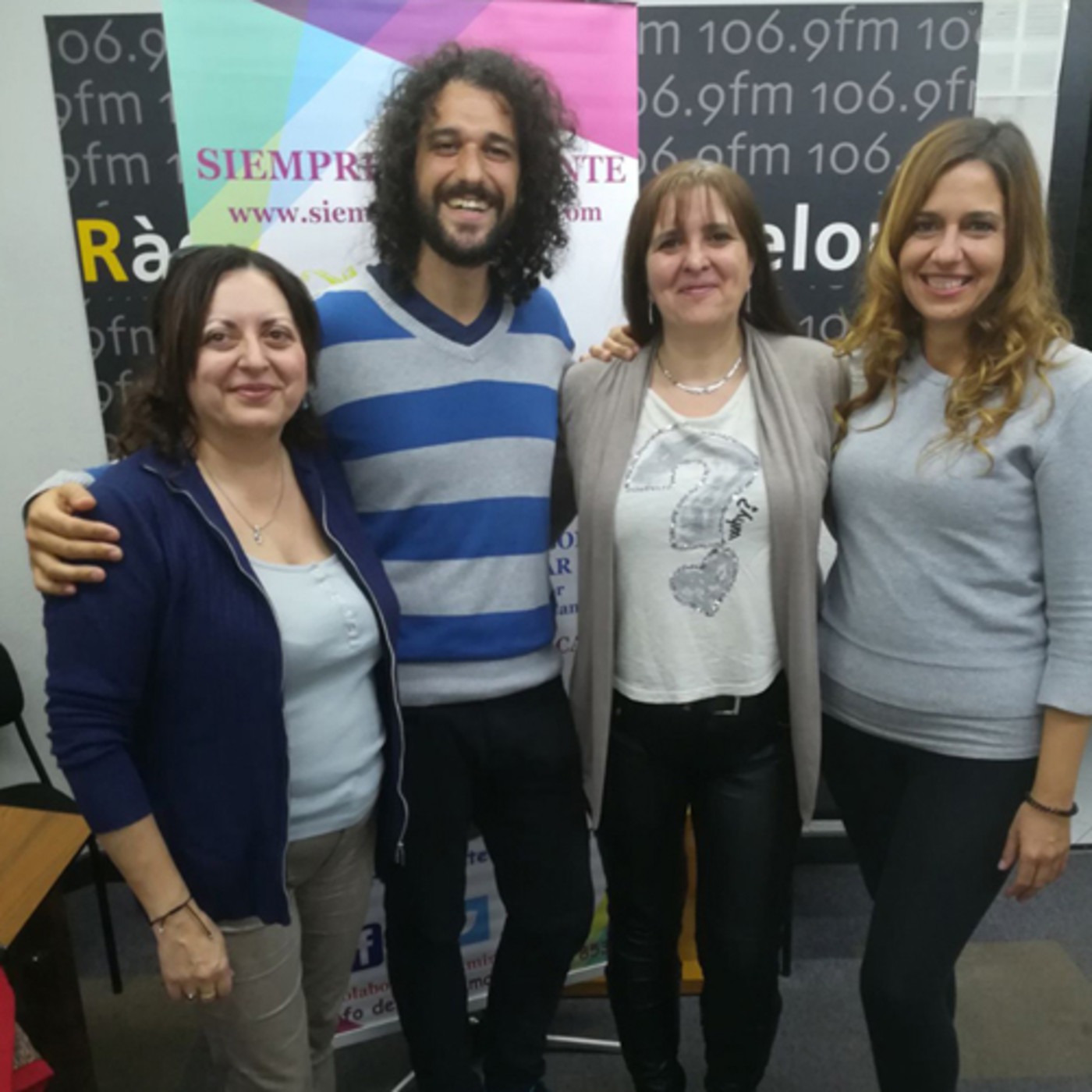 Podcast Siempre y Adelante