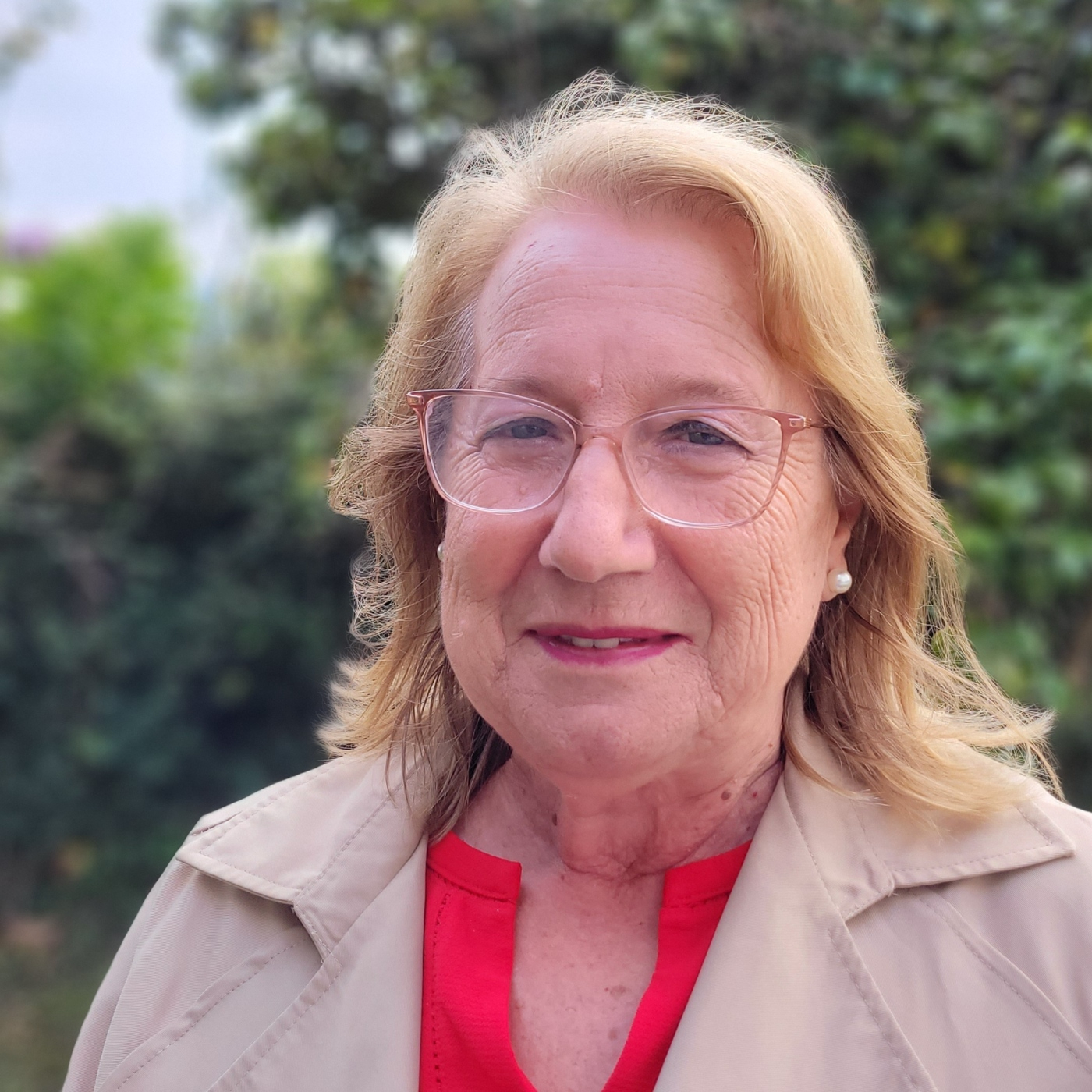 Remedios Rey: "Lo que mejor define a Manos Unidas es el trabajo en equipo" episode artwork