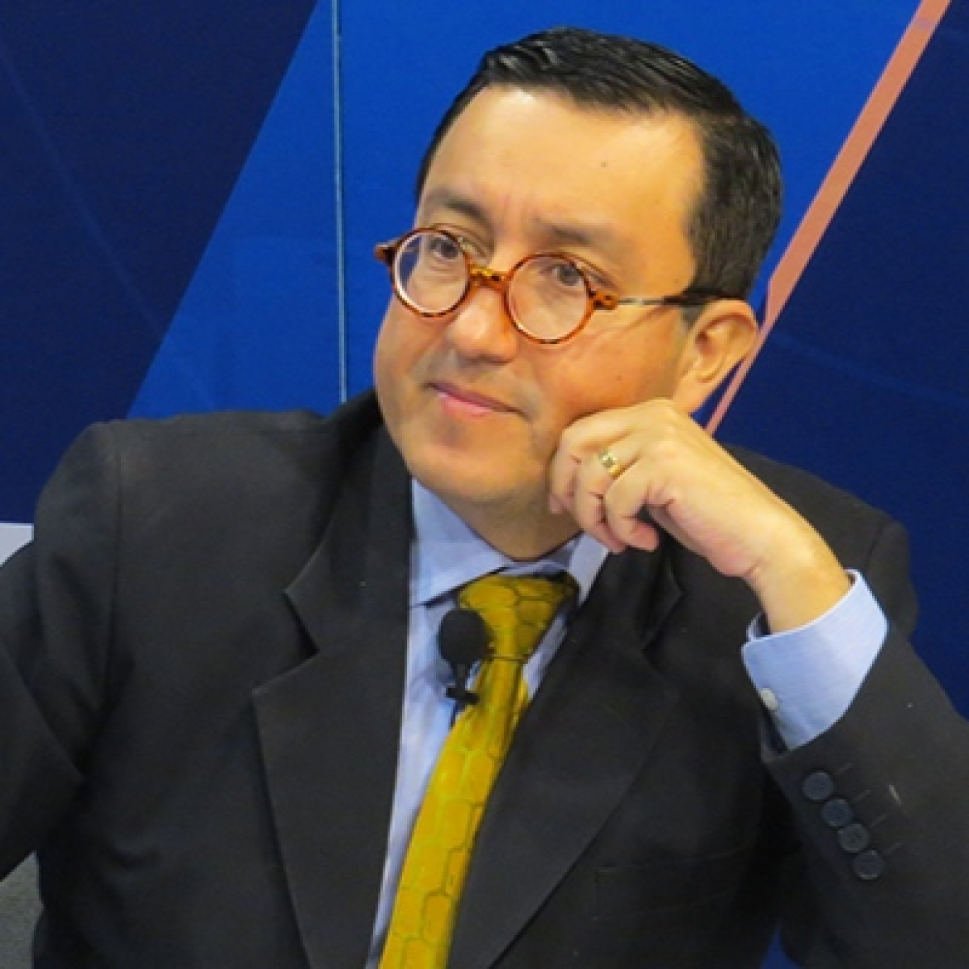 Glatzer Tuesta – Editorial 09 de enero de 2024 episode artwork