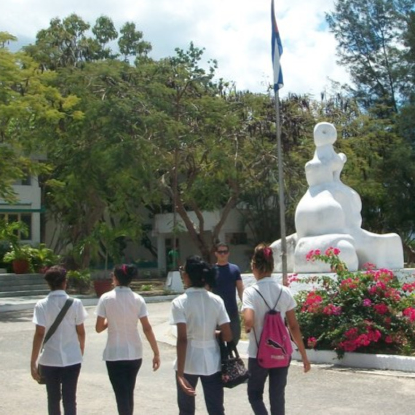Universidad de Ciencias Médicas de Cienfuegos inició la matrícula del venidero curso escolar episode artwork