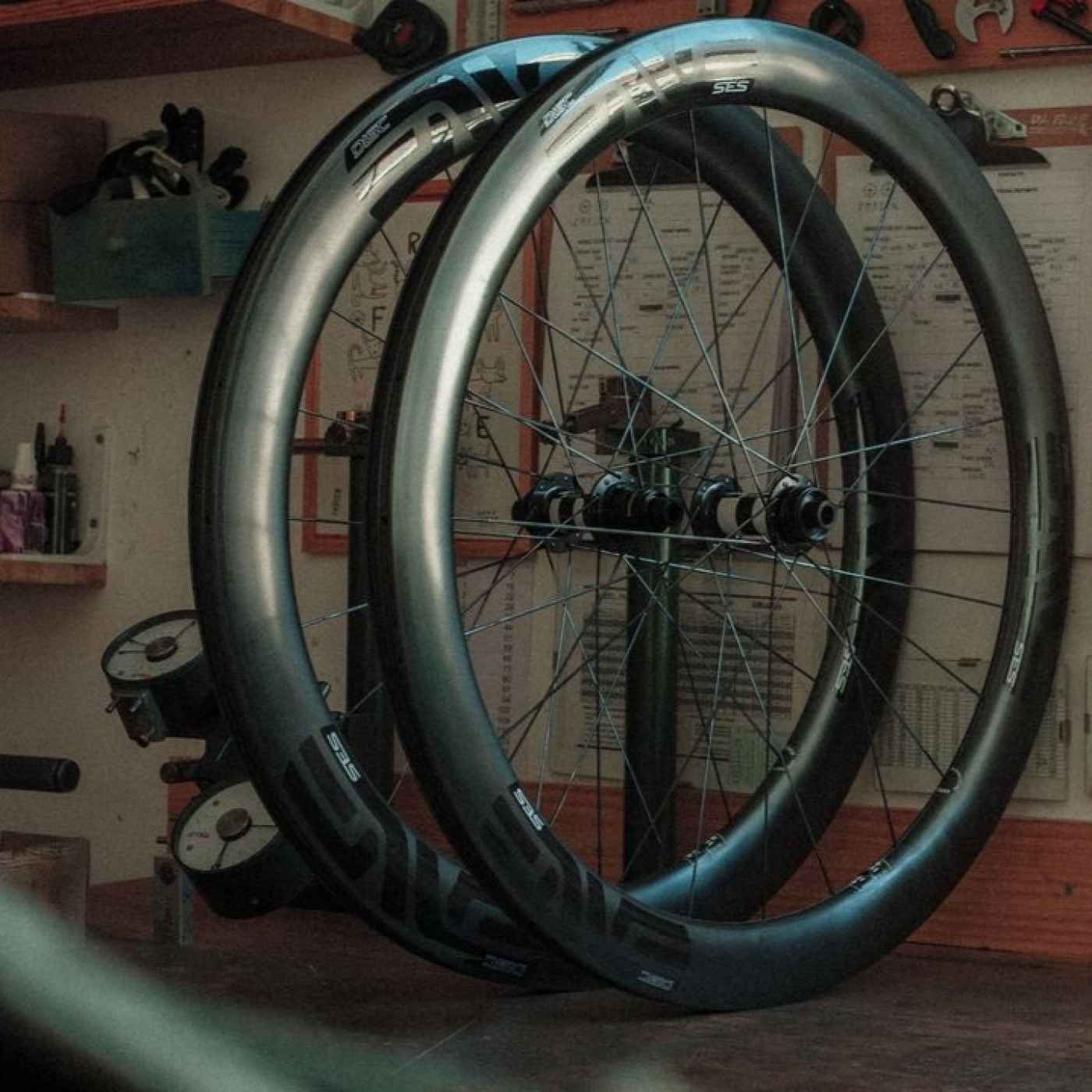 La Escapada #216 l Davide Frassine l Wheel builder
